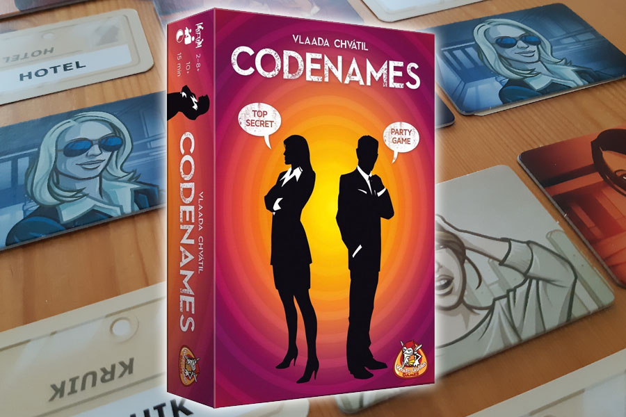 Je bekijkt nu Codenames review: woorden associëren en spionnen ontdekken